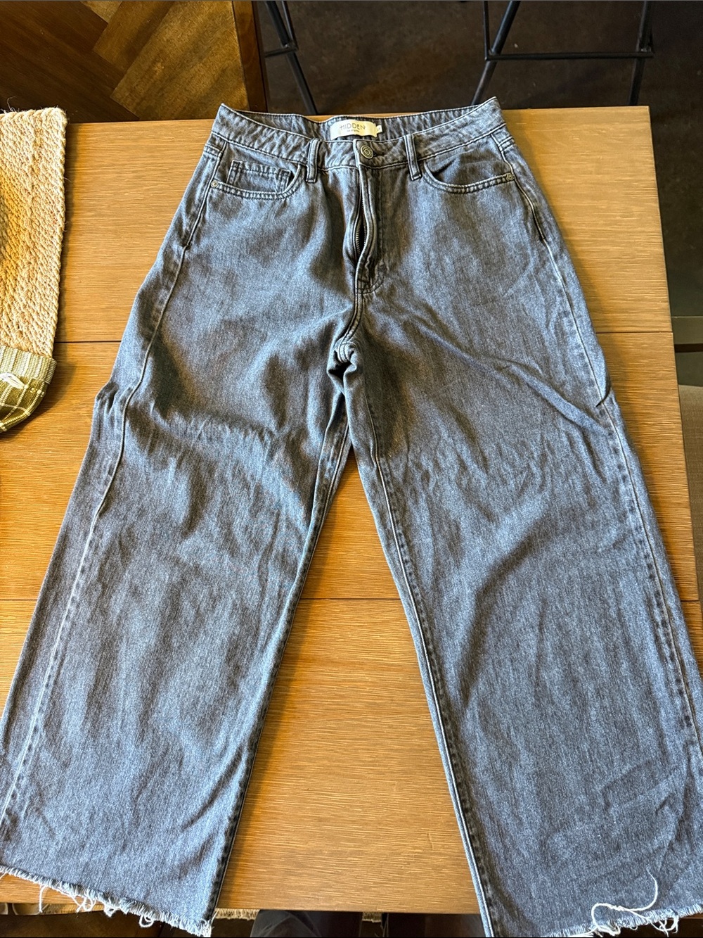 High-Rise Gray Cropped Wide-Leg Jeans